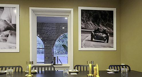 Barrel n Vine - restaurant interior